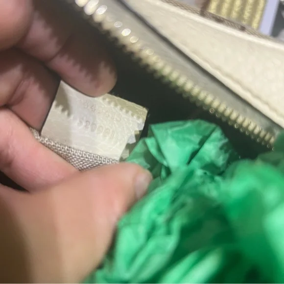 Gucci crossbody bag - Picture 6 of 6